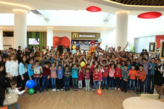 Новый ресторан McDonald’s открылся в торговом центре Gənclik Mall  (видео)