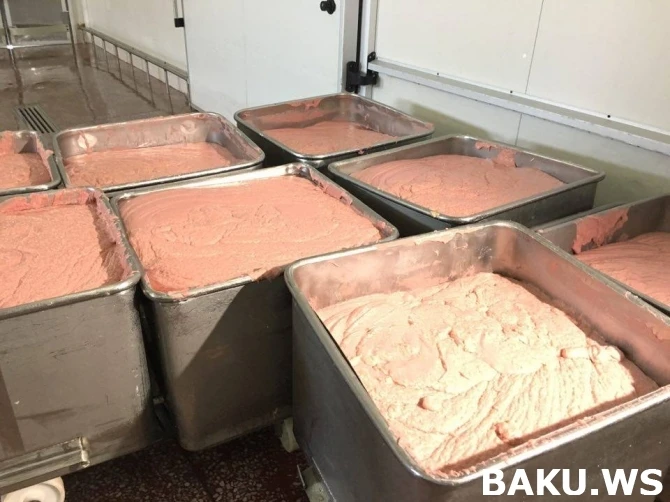 Как в Баку производят халяльные мясные изделия (фото, видео)