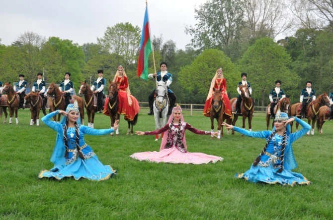 Грандиозное шоу карабахских лошадей в Лондоне (фото)