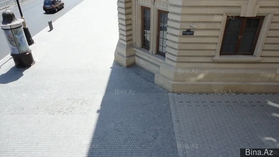 В построенном Гаджи Зейналабдином Тагиевым здании продается квартира за 2 миллиона (фото)