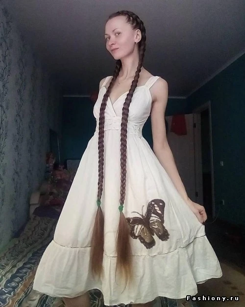 Эта девушка не стриглась 13 лет (фото)