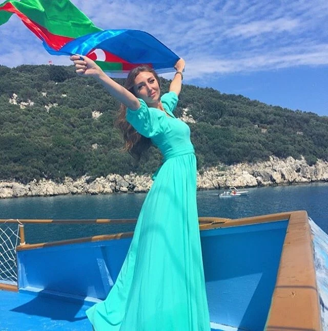 Азербайджанская модель заняла 3-е место на конкурсе красоты  «Мисс Евразия 2016» (фото)