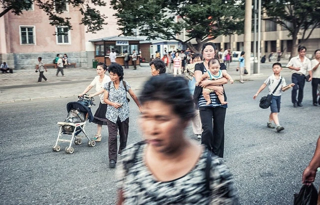 Qalmaqallı liderin ölkəsində çəkilən gizlin görüntülər (FOTO)