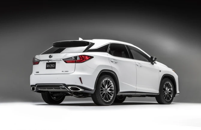 Yay səyahəti üçün etibarlı yol yoldaşı - Lexus RX krossoveri
