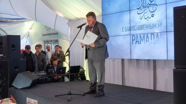 В Москве в священный для мусульман месяц открылся «Шатер Рамазана» (фото)
