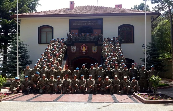 Azərbaycan xüsusi təyinatlıları suda, quruda və havada... - FOTO