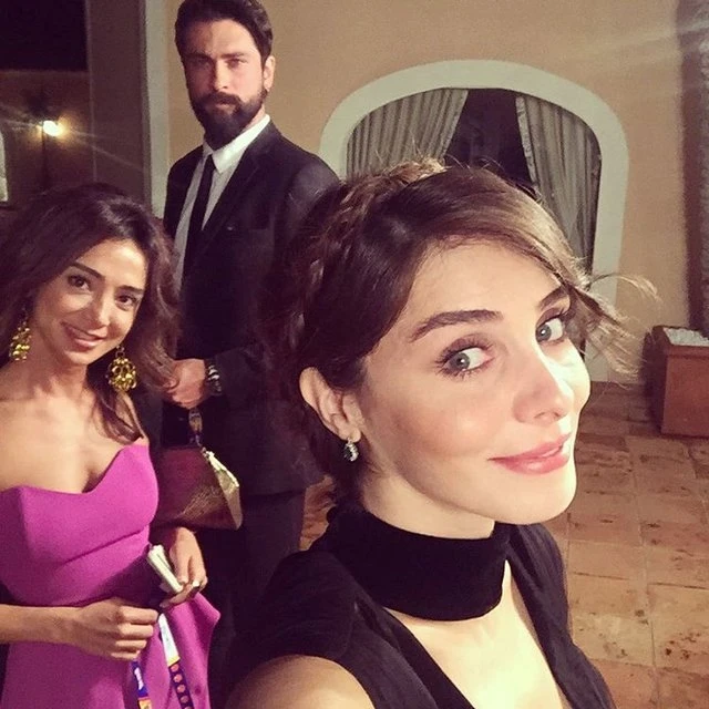 Актеры сериала «Великолепный век» за кадром (фото)