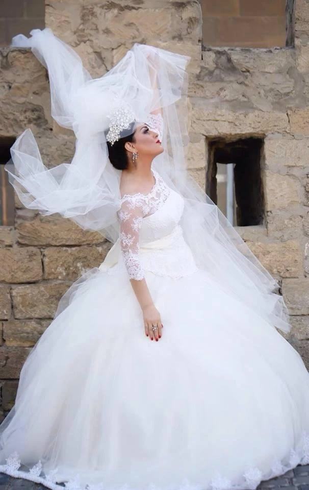 Elza Seyidcahan ağ gəlinlikdə (FOTO)