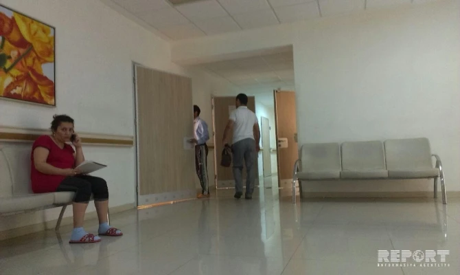 Azərbaycanda fəhlə laqunda ilə sifətini kəsdi