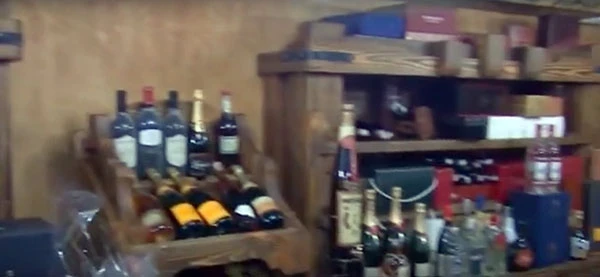 Распространились кадры дворца вора в законе - преемника Деда Хасана (видео)