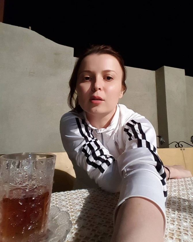 Айгюн Кязимова, Роя Айхан, Нура Сури, Оксана Расулова и другие звезды без макияжа (фото)