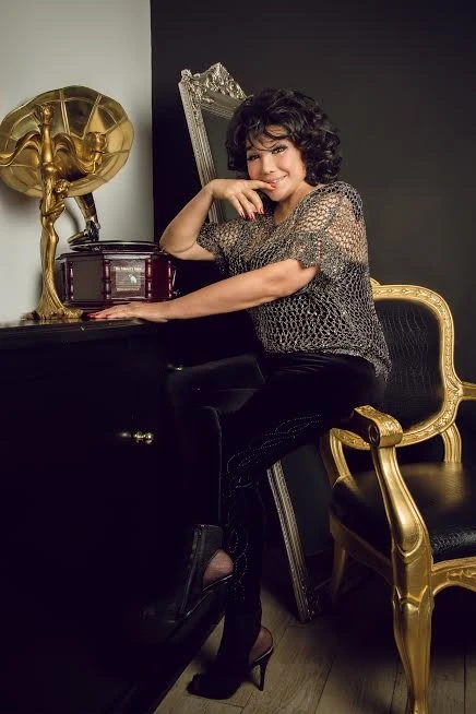 Flora Kərimova: “Özümü cənnətdə hiss edirəm” (FOTO)