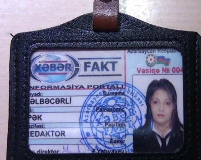 В Азербайджане за мошенничество задержали троих журналистов