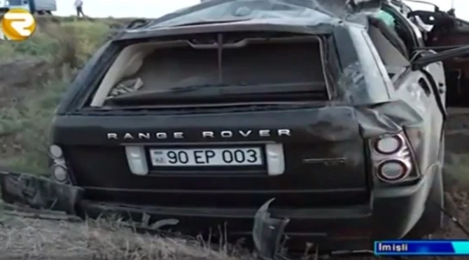 Сын экс-начальника полиции так перевернул Range Rover (видео)