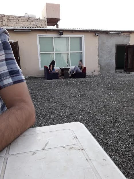 Bakıda məscid yaxınlığında əxlaqsızlıq yuvası - 