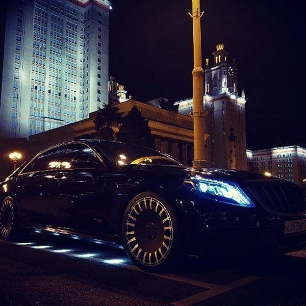Как отдыхает наследник империи Вагита Алекперова (фото)