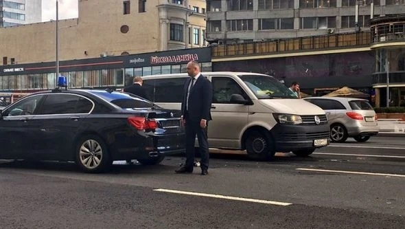 Помощник Путина попал в аварию (видео)