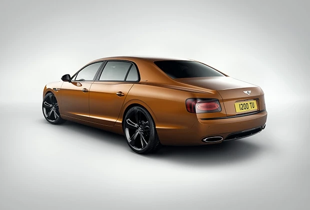 Bentley показала самый быстрый седан в своей истории (фото)