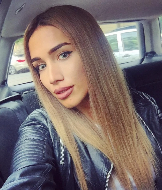 Katta opa bilan komikslar bilan jinsiy aloqa