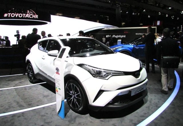 Renaultdan qeyri-adi avtomobil – FOTO