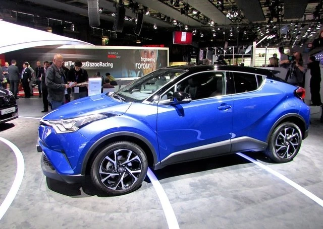 Renaultdan qeyri-adi avtomobil – FOTO