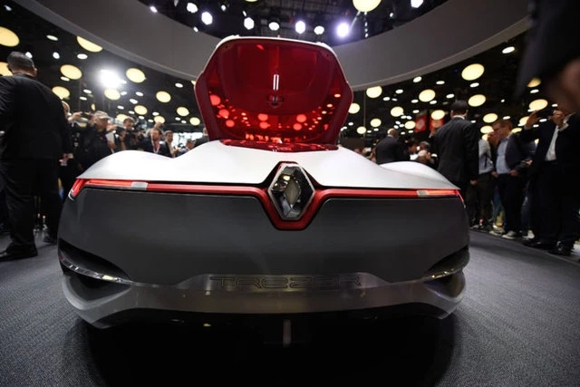 Renaultdan qeyri-adi avtomobil – FOTO