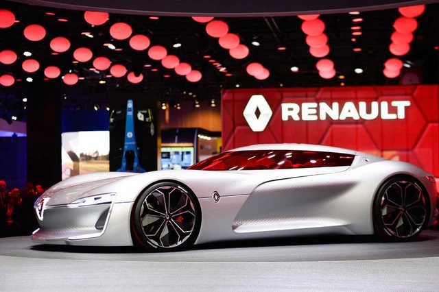 Renaultdan qeyri-adi avtomobil – FOTO