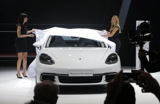Renaultdan qeyri-adi avtomobil – FOTO
