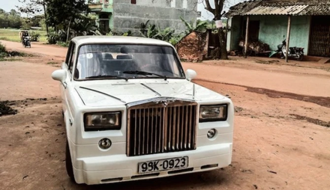 Автослесарь из ВАЗ сделал Rolls-Royce (фото)