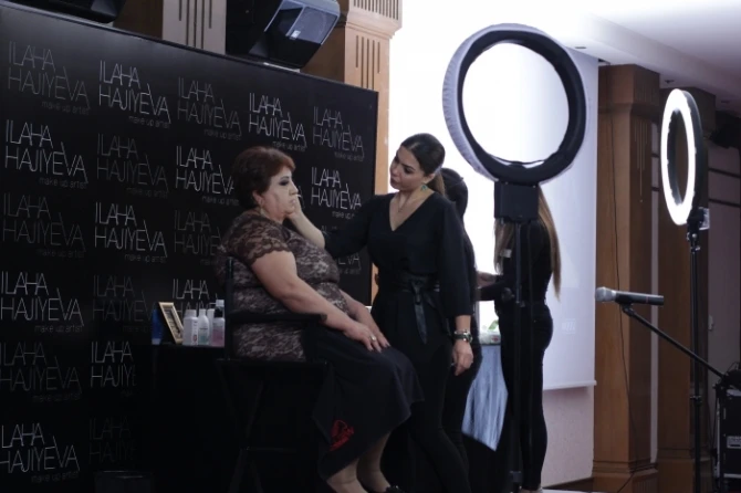 Известный визажист Илаха Гаджиева провела make-up-семинар в Баку (видео)