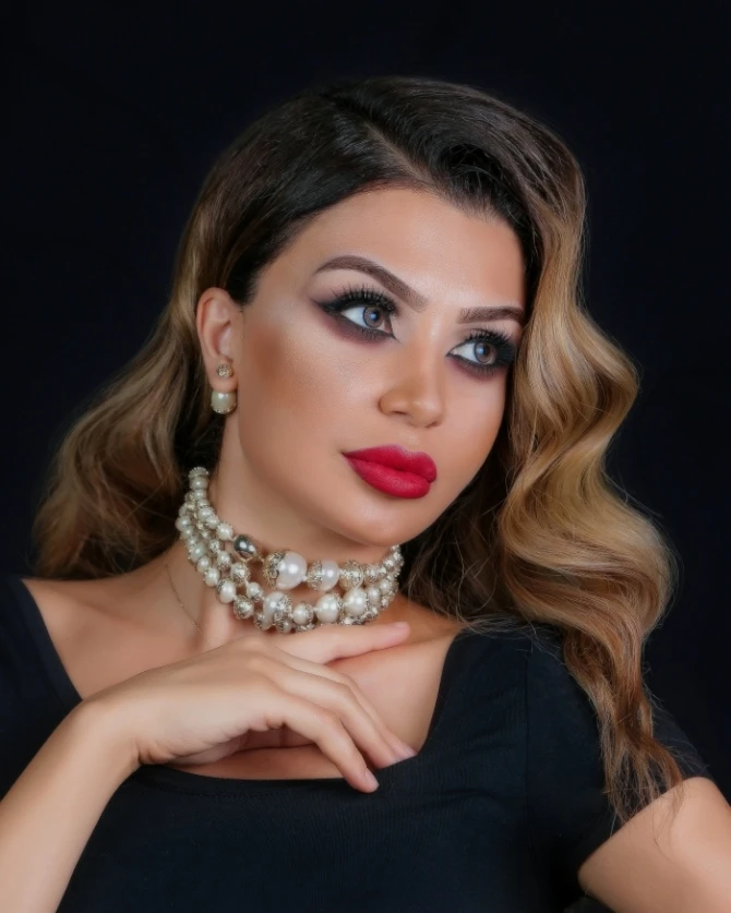 Известный визажист Илаха Гаджиева провела make-up-семинар в Баку (видео)