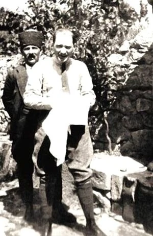 Atatürkün heç görmədiyiniz 20 FOTOSU