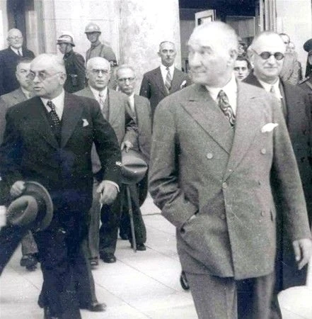 Atatürkün heç görmədiyiniz 20 FOTOSU