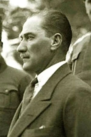 Atatürkün heç görmədiyiniz 20 FOTOSU