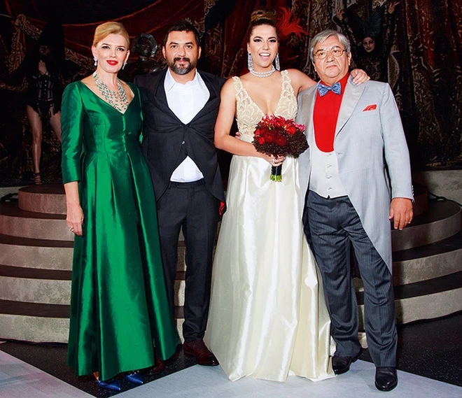 Milyarder Rəşid Sərdarovun qızının dəbdəbəli toyu oldu (FOTO)
