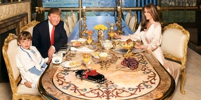 Donald Trampın yaşadığı ev (FOTO)