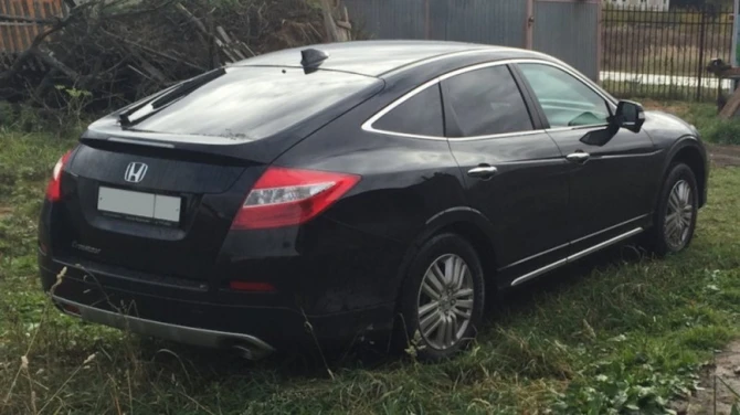Из новенькой Honda Crosstour сделали Победу (фото)