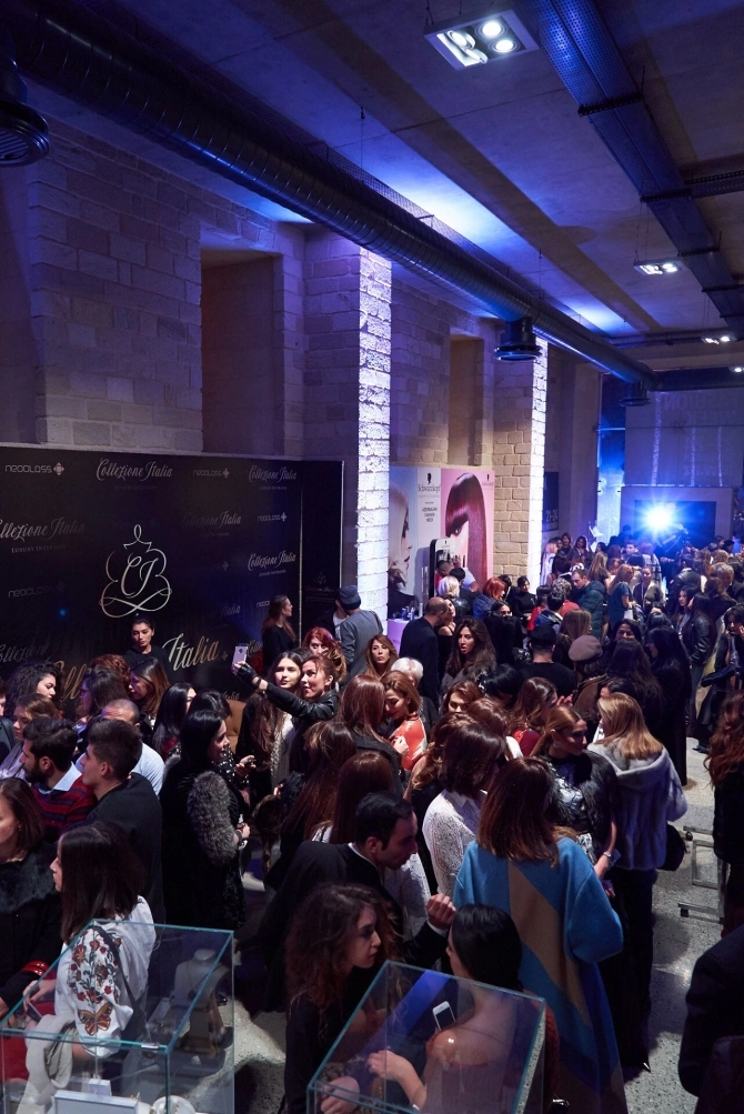 Azerbaijan Fashion Week открылся грандиозным монопоказом (фото)