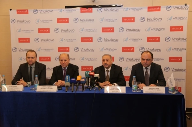 AZALJET увеличивает количество регулярных рейсов в Москву (фото)