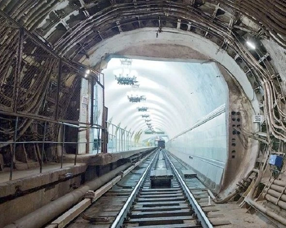 Куда ведут потайные двери бакинского метро (фото)