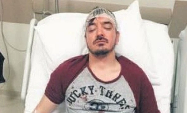 5 bıçaq yarası alan məşhur türk müğənni ölüm ayağındadır (FOTO)