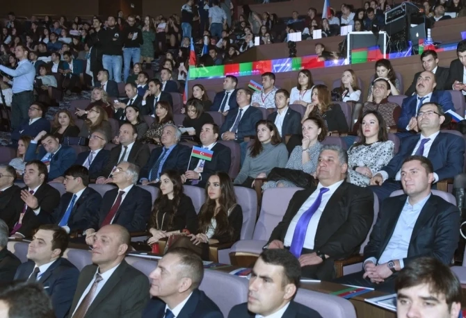 Эмин поблагодарил Лейлу Алиеву (видео)