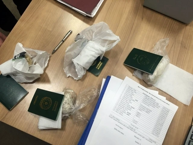Во внутренних органах приехавшей в Баку женщины обнаружено 114 золотых изделий (фото)