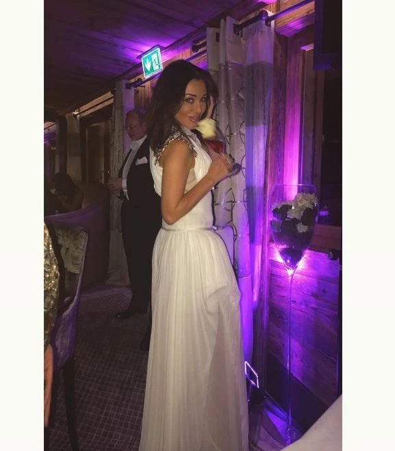 Валида Аббасова с танцующим миллионером в новогоднюю ночь (видео)