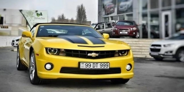 Дорогие автомобили азербайджанских знаменитостей (фото)
