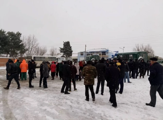 В Баку между беженцами и сотрудниками 