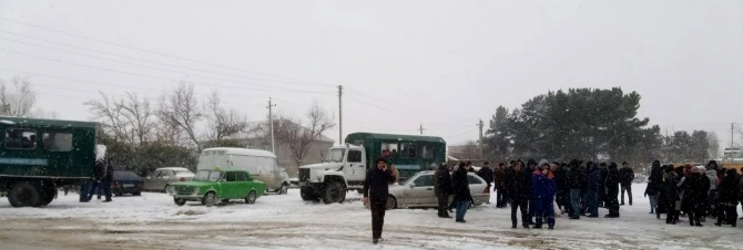 В Баку между беженцами и сотрудниками 