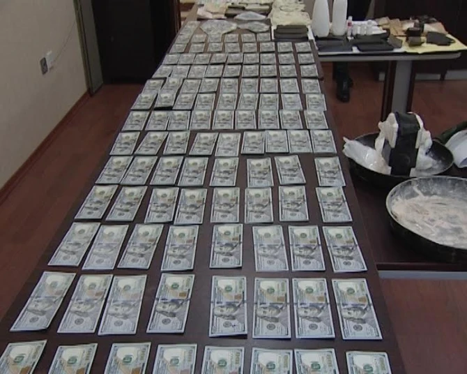 Bakıda 20 min dolları 40 minə 