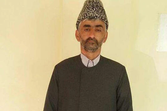 Axundun aldatdığı qız: ''Mənə deyir ki...''
