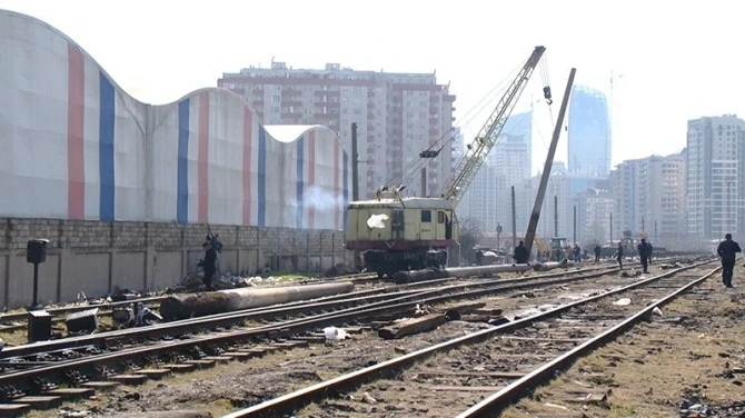 В центре Баку строится новая дорога (видео)